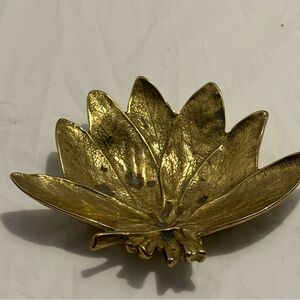Vintage Virginia Metal Crafters Brass Sage Leaf Trinket Dish Ash Tray